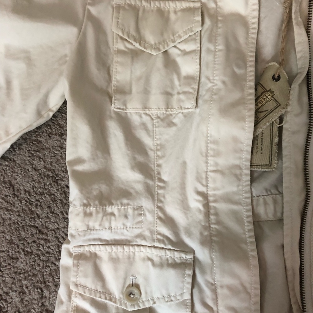 Cream Jacket - Picture 6 of 8